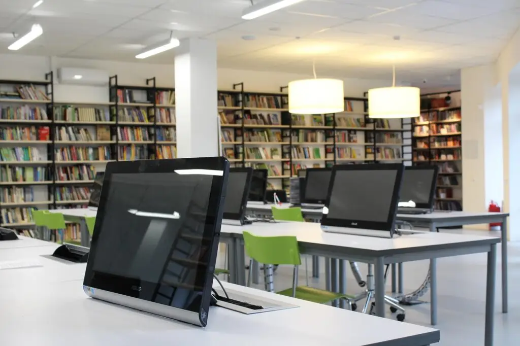 computer, monitor, lamp, library, table, premises, class, courses, hall, training, literature, the internet, education, development, public, books, computer, library, library, library, library, library, premises, literature, education